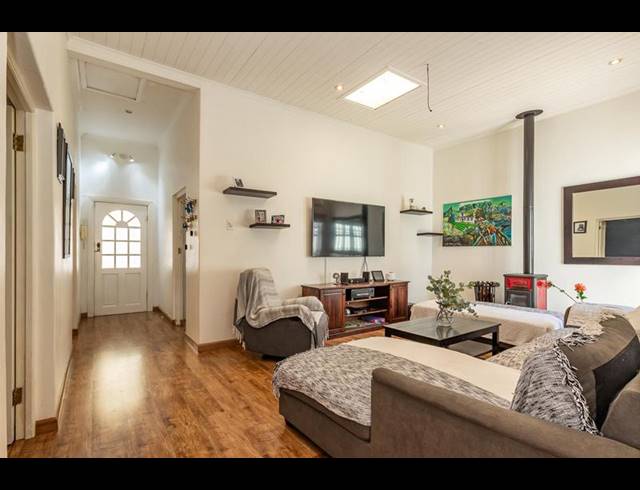 3 BEDROOM HOUSE FOR SALE IN HARFIELD VILLAGE